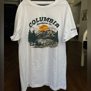 Columbia T Shirt